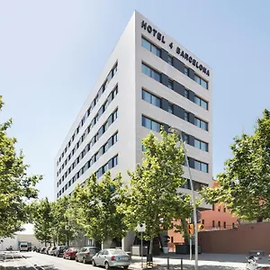 4 4*, Barcelona Spanyolország